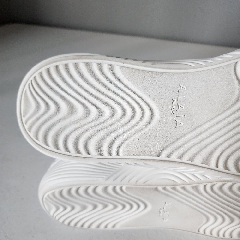 Alaia Knit Sneaker "EUC" - Picture 9 of 16